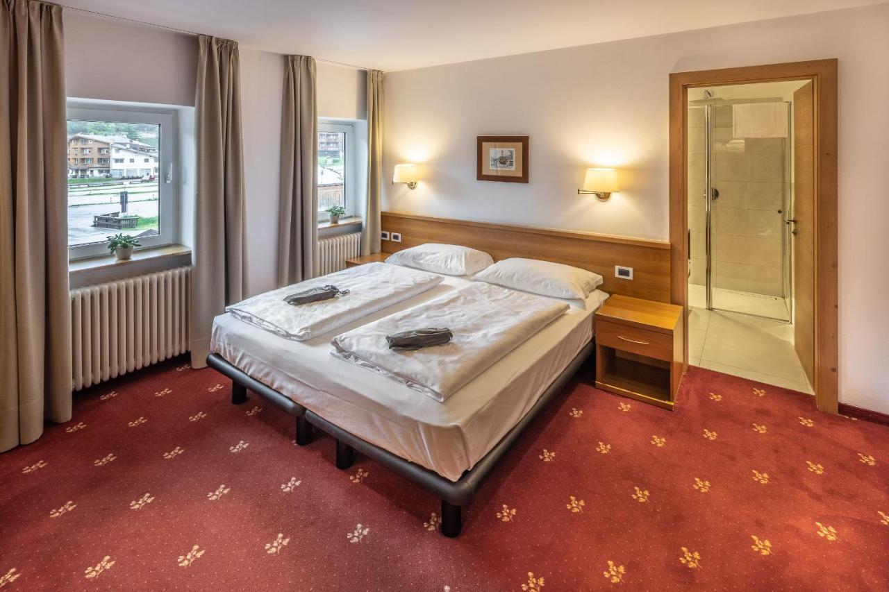 Hotel Sella***S Сельва-ди-Валь-Гардена Экстерьер фото