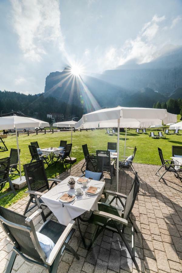 Hotel Sella***S Сельва-ди-Валь-Гардена Экстерьер фото